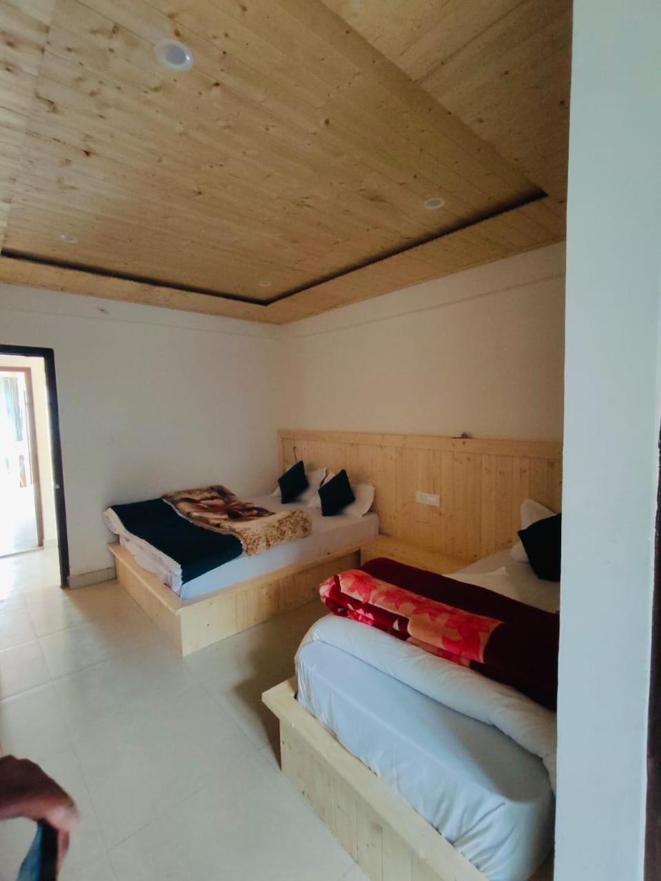 Hotel Geeta Badrinath Esterno foto